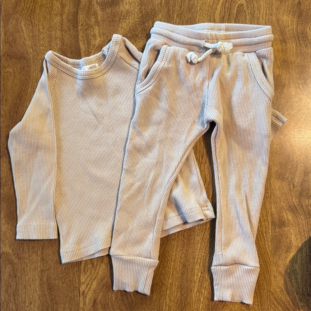 Cozy Ribbed ribbed mebie baby Set in Light Beige